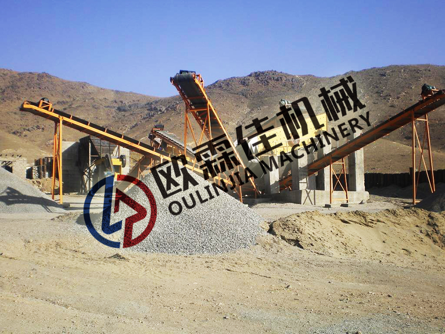 礦用振動篩分輸送使用現(xiàn)場